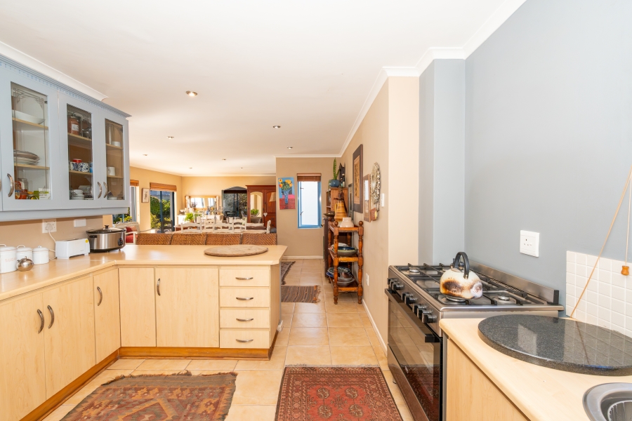 4 Bedroom Property for Sale in Paradise Beach Western Cape